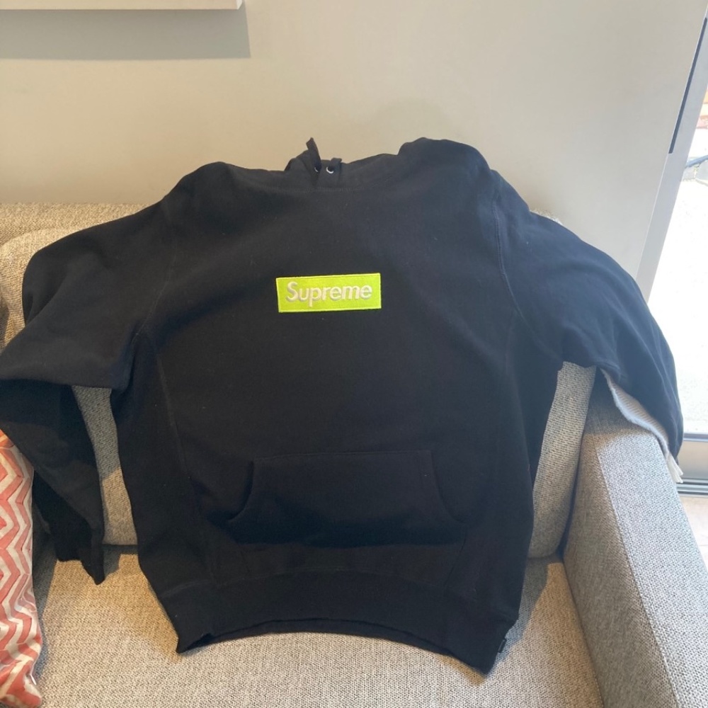 Supreme Box Logo hoodie - perfect condition authentic